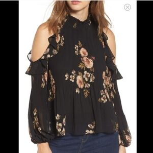 ASTR The Label Black And Pink Floral Pleated Cold Shoulder Blouse Size M
